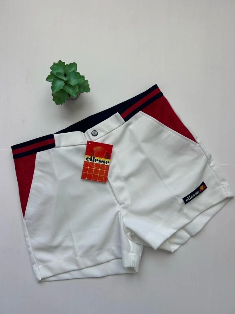 Vintage 70s 80s Ellesse White Tennis Shorts GOAT Terry Size 34 NWT Dead Stock
